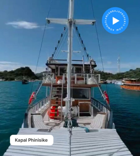 Di Jual Kapal wisata Phinisike Komodo