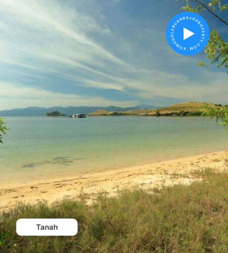 Tanah di Lokasi pinggir pantai wai cicu sebelah utara